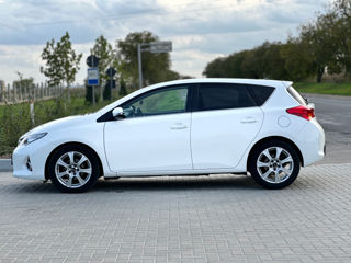 Toyota Auris foto 9