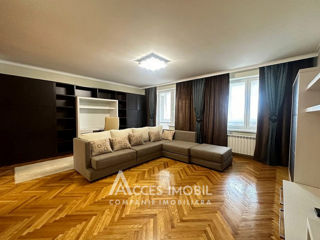Apartament cu 3 camere, 113 m², Buiucani, Chișinău foto 1