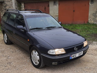 Opel Astra foto 2