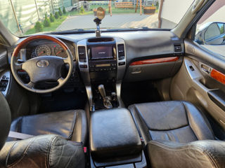 Toyota Land Cruiser Prado foto 6