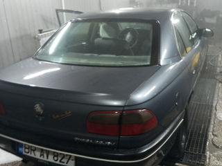 Opel Omega foto 4