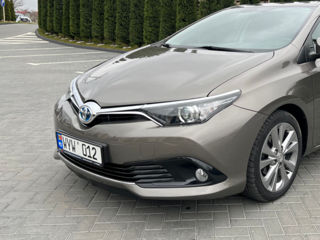 Toyota Auris foto 2