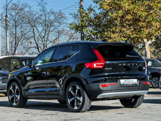 Volvo XC40 foto 2