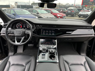 Audi Q8 foto 8