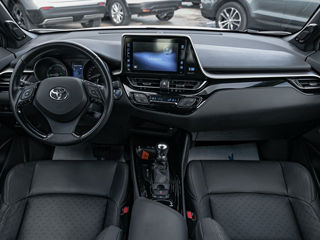 Toyota C-HR foto 6