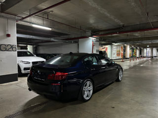 BMW 5 Series foto 9