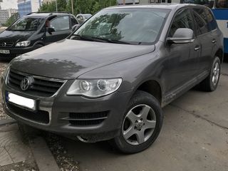 Volkswagen Touareg foto 2