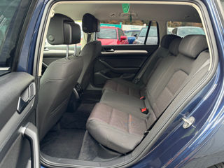 Volkswagen Passat foto 17