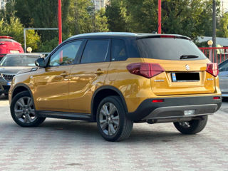 Suzuki Vitara foto 2
