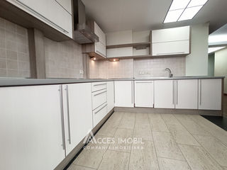 Apartament cu 2 camere, 115 m², Centru, Chișinău foto 13