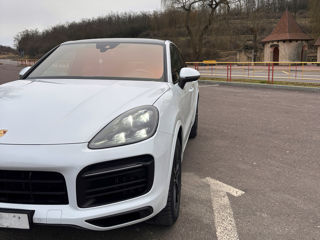 Porsche Cayenne Coupe foto 5