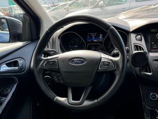 Ford Focus foto 11