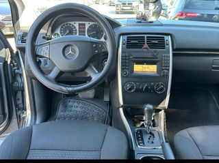 Mercedes B-Class foto 7