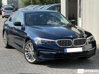 BMW 5 Series foto 3