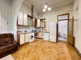 Apartament cu 2 camere, 84 m², Centru, Chișinău foto 3