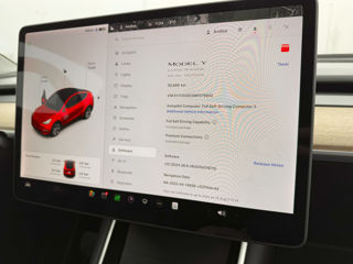 Tesla Model Y foto 7