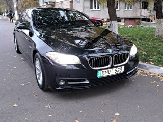 BMW 5 Series foto 3