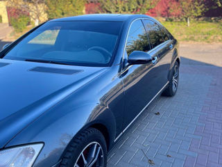 Mercedes S-Class foto 1