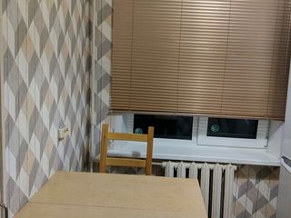 Apartament cu 1 cameră, 30 m², Botanica, Chișinău foto 3