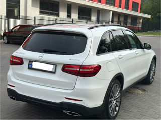 Mercedes GLC foto 5