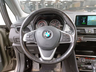 BMW 2 Series Gran Tourer foto 13