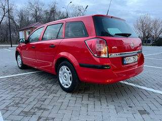 Opel Astra foto 4