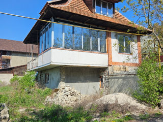 Продам дом 15 км от центра Кишиневв