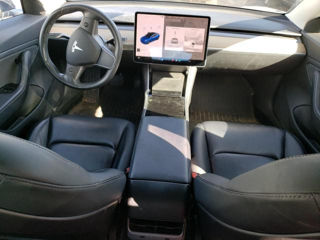 Tesla Model 3 foto 5