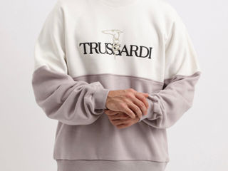 Trussardi pulover oversized - батник Trussardi foto 3