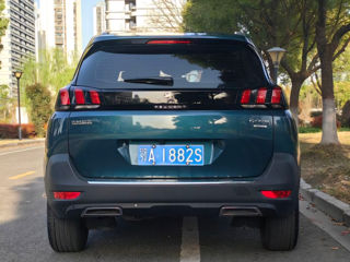 Peugeot 5008 foto 5