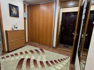 Apartament cu 3 camere, 70 m², Autogara, Bălți
