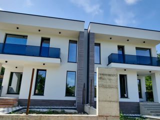 Vânzare Duplex în stil Hi-tech, 150 mp, Centru, Ialoveni foto 1