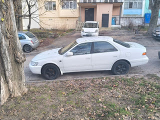 Toyota Camry foto 2