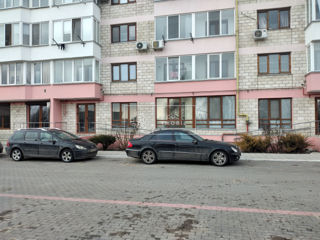 Chirie, spațiu comercial, str. A. Doga, 54 m.p, 400€