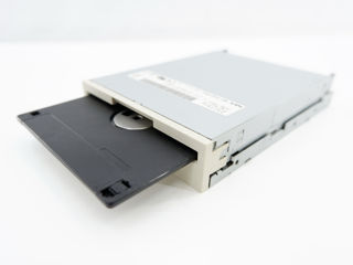 Продам DVD-RW SATA и IDE (разные), DVD-RW для ноутбуков и floppy drive foto 4
