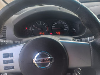 Nissan Navara foto 2