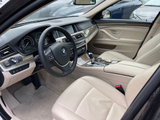 BMW 5 Series foto 8