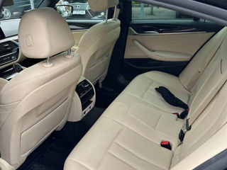 BMW 5 Series фото 6