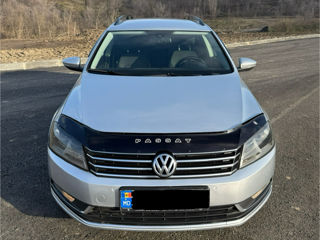 Volkswagen Passat foto 2