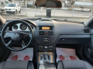 Mercedes C Class foto 5