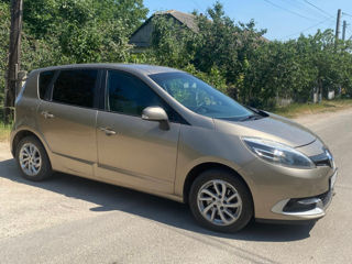 Renault Scenic foto 1