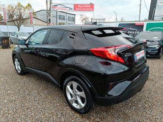 Toyota C-HR foto 3