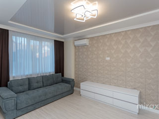 Apartament cu 3 camere, 90 m², Buiucani, Chișinău foto 5