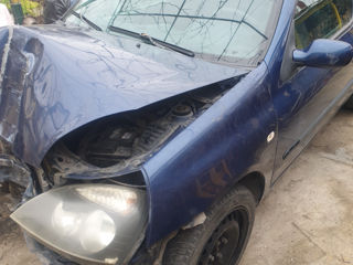 Renault Clio foto 4