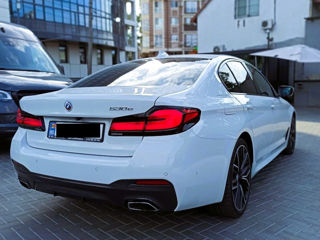 BMW 5 Series foto 7