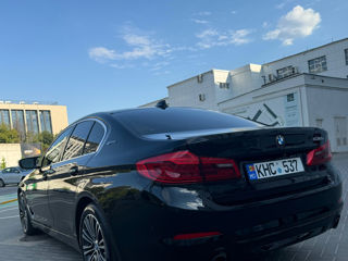 BMW 5 Series foto 8