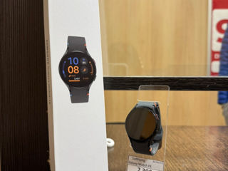 Samsung Galaxy Watch FE - 2390 lei