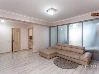 Apartament cu 4 camere, 105 m², Buiucani, Chișinău foto 6