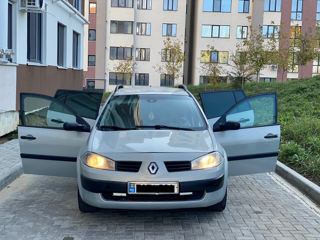 Renault Megane foto 1