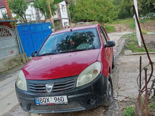 Dacia Sandero foto 1